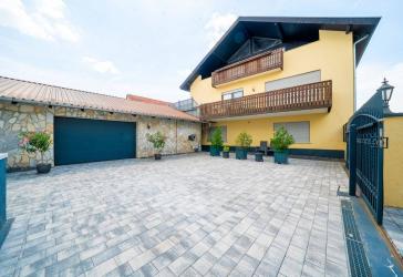 Vorschaubild Villa