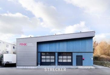 Moderne Gewerbehalle mit Rampenanlage und guter Sichtlage