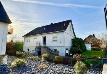 Freistehendes Einfamilienhaus mit Wintergarten und großem Grundstück in Groß Berkel