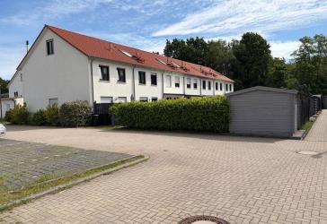 Courtagefrei, tel. täglich ab 18:00 Uhr