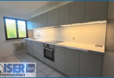 Attraktive 3,5-Zimmer-Wohnung mit Südwest-Balkon in Waldshut (Aarberg)