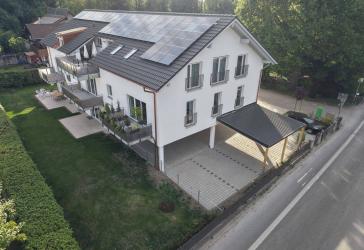 Helle 2-Zimmer Obergeschosswohnung mit Balkon, Aufzug & Top Energieeffizienz