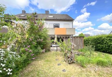 Vorschaubild Reihenendhaus