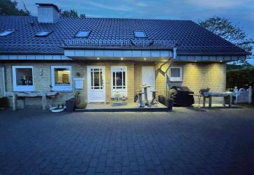 Großes Haus in Harrislee, nahe der dänischen Grenze/Stor villa til salg i Harreslev