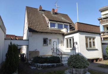 Charmantes Haus mit Garten