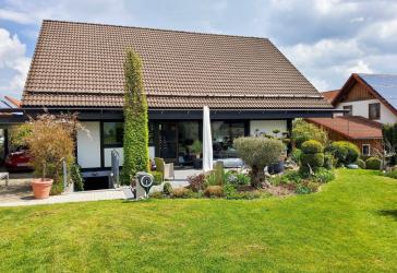 Wohnen auf höchstem Niveau - HUF Haus in Toplage von Altensteig