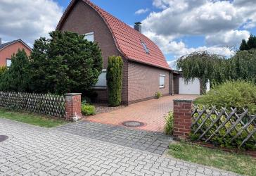 Charaktervolles Einfamilienhaus mit großem Garten in Wietze