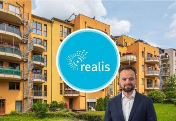 +++Lichtdurchflutete Maisonette mit Dachterrasse, 2 Bädern und 2 Stellplätzen in zentraler Lage+++