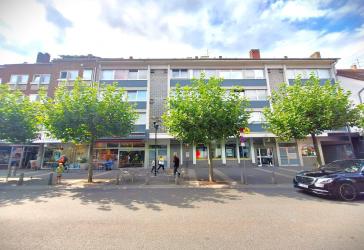 Große 2 Zimmer Wohnung mit Dachbalkon WG tauglich mitten im Leben von Lagenfeld