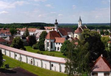Klosteranlage neben der historischen Kartause Buxheim mit Bauvorbescheid für 2502 m² BGF Neubau