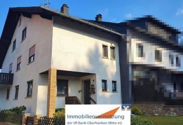 **Geräumige Doppelhaushälfte in ländlicher, ruhiger Lage**