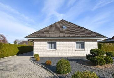 Provisionsfrei! Traumhaft gepflegter und komplett renovierter Bungalow in Markhausen