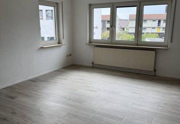 Neu Renovierte Wohnung zu vermieten