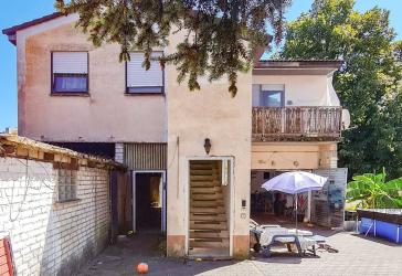 Haus mit großem Grundstück u. viel Potenzial - interessante Gelegenheit für Handwerke u. Häuslebauer