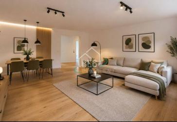 PROVISIONSFREI - Erstbezug nach Sanierung: Moderne 3 Zimmer-Eigentumswohnung mit Balkon und Garage