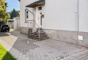 Ein Zuhause zum Wohlfühlen - Historische Doppelhaushälfte mit viel Grün