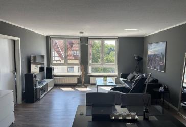 Helle 2 Zimmer Wohung mit großzügigem Wohnbereich & Tiefgaragenstellplatz in Witten Annen
