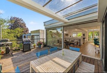 Loftgefühl auf zwei Ebenen - Außergewöhnliche 5-Zimmer-Maisonette-Wohnung in München-Obermenzing