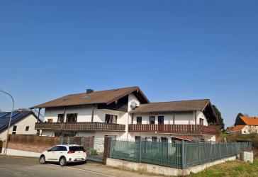 Saniertes Mehrfamilienhaus mit 5 Wohneinheiten in Bad Salzuflen -Kapitalanlage-