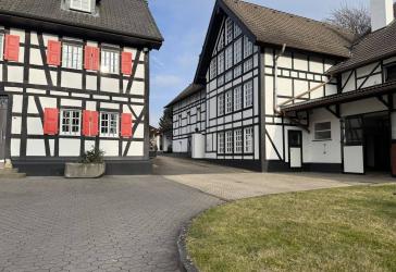 Moderne Bürofläche im Fachwerkhaus zu vermieten