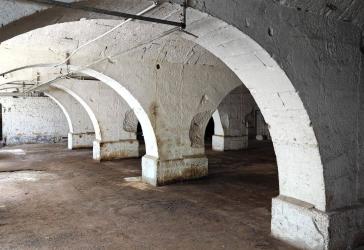 Gewerbeflächen zu vermieten - Flexible Lagerflächen im Großkeller