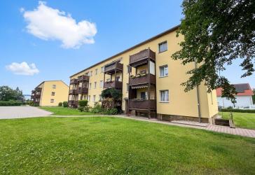 Großzügige 3-Raumwohnung mit Balkon | HP | Bad mit Fenster & Wanne | Küche mit Fenster | PKW-SP