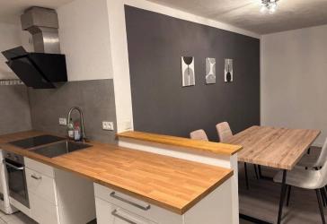 Zimmer in 4er WG in Uni Nähe frei