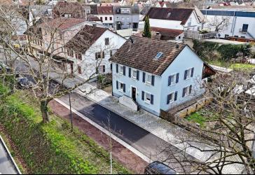 Großzügiges Familienhaus mit historischem Flair in Haltingen