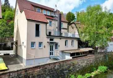 Mehrfamilienhaus in Altensteig zu verkaufen!