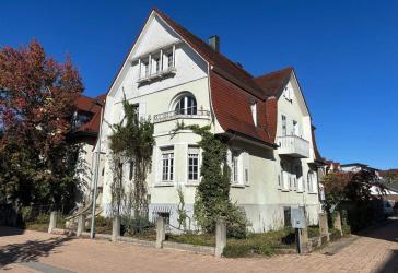 Eine Rarität mitten in Bühl! Denkmalgeschütztes Anwesen mit zusätzlichem Baugrundstück