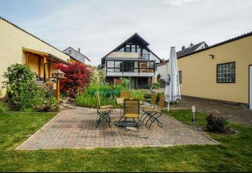 Flexibles 2 Familienhaus plus Arbeiten & Wohnen & sehr viele weitere Optionen.