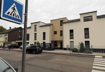 Exklusive 4-Zimmer-Neubauwohnung mit Aufzug, barrierefrei und zwei Stellplätzen