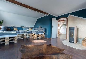 Schöne Maisonette-Wohnung in einer Doppelhaushälfte