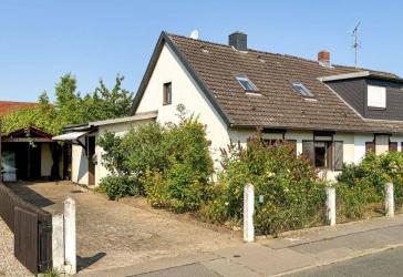 Projektimmobilie auf ca. 556 m² Grundstück - für Handwerker, Sanierer und Menschen mit Ideen!
