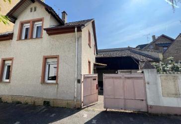 Charmantes Einfamilienhaus mit Innenhof und Potenzial in Mainz-Mombach