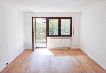 Renovierte 2-Zimmer-Wohnung in Korb mit Garagenstellplatz & Terrasse