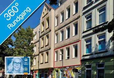Für Studenten-WG geeignet // Nähe Kieler Förde // 3 Zi.-Wohnung // mit Schiebetür // WG-geeignet // frisch renoviert