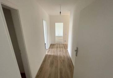 Frisch renovierte, helle 3-Zimmer-Wohnung 67 m² in Übach-Palenberg