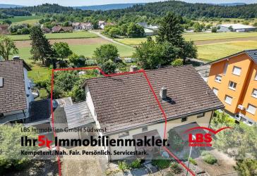 Tolle Doppelhaushälfte mit Potential in sonniger Ortsrandlage