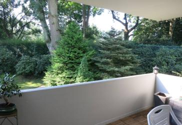 Familienfreundlich: 3 Zimmer 90m² Wohnung mit Garten, großem Balkon und Garage