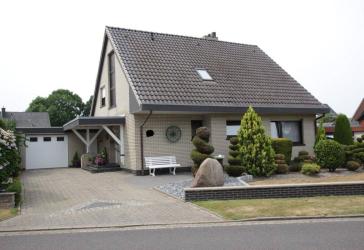 Gepflegtes EFH mit Wintergarten, Vollkeller und Garage in Altharen zu verkaufen