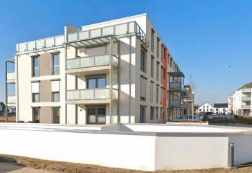 -Neubau bezugsfertig- Traumhafte 4-Zimmer-Wohnung mit hochwertiger EBK, Balkon und Tiefgarage