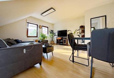Einziehen & Losleben. 2 Zimmer auf ca. 49 m². Extra Raum für Hobby & Lieblingsprojekte + Stellplatz.