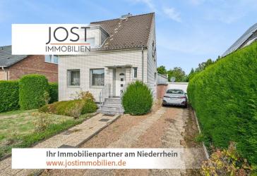 Klein, ursprünglich, voller Möglichkeiten - Einfamilienhaus mit großem Grundstück