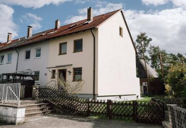Vorschaubild Reihenendhaus