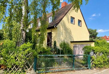 Vorschaubild Reihenendhaus