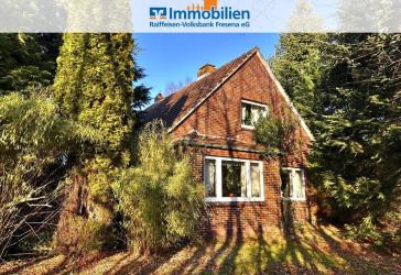 Landhaus mit großem Grundstück in zentraler Lage von Großheide - keine Käuferprovision -
