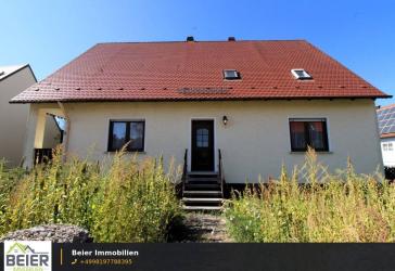 Ein- Zweifamilienhaus mit herrlichem Garten und viel Potenzial