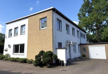 Großzügiges Wohnhaus mit Garage und sonnigem Westgarten in 41334 Nettetal-Lobberich