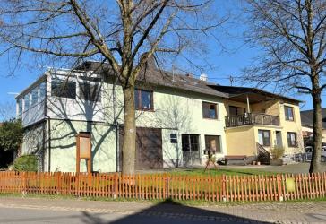 **Wohnen, Arbeiten und Leben mit viel Raum und Charakter**